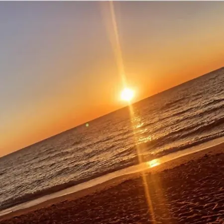 Renove 100m - Grand Balcon - Parking Apartment